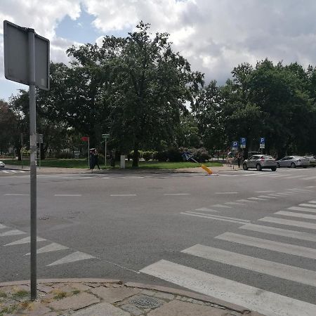 Hostel Tulip - Pokój 7 ze wspólną łazienką i kuchnią Estetino Exterior foto