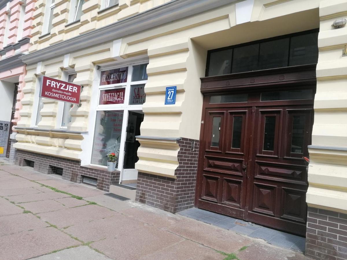 Hostel Tulip - Pokój 7 ze wspólną łazienką i kuchnią Estetino Exterior foto