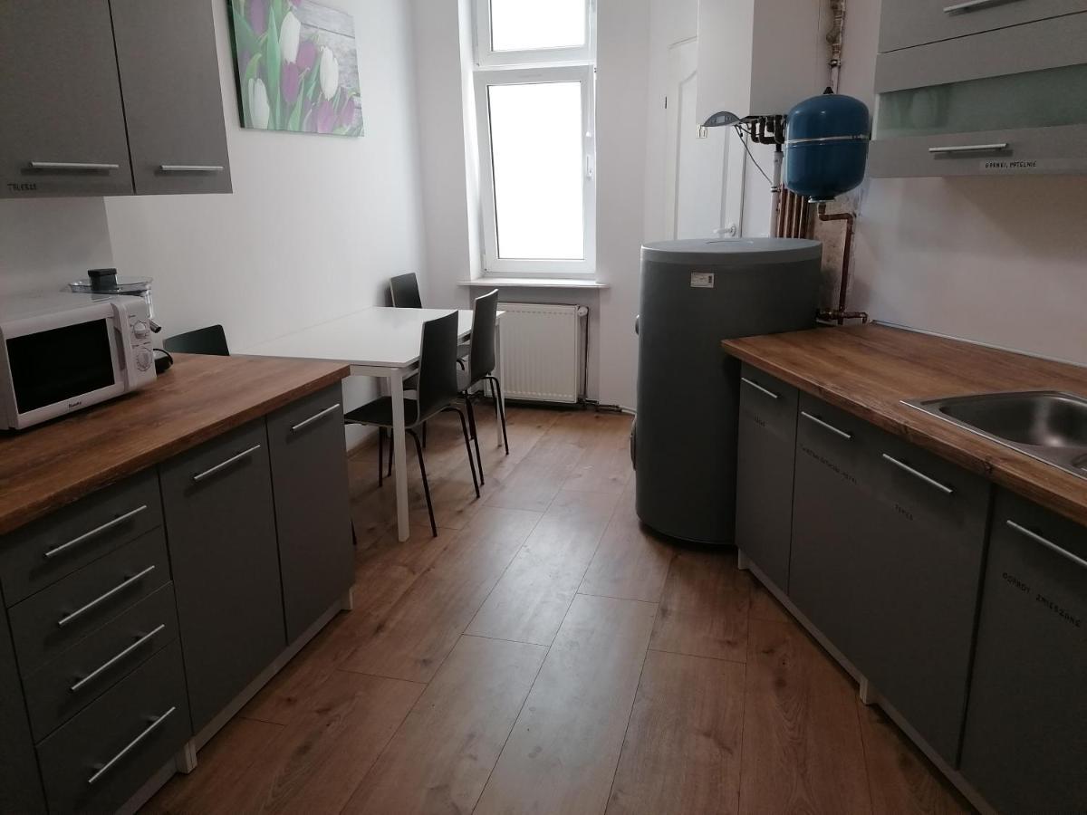 Hostel Tulip - Pokój 7 ze wspólną łazienką i kuchnią Estetino Exterior foto